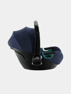 Britax Römer Britax Baby Safe ISense Indigo Blue + Flex Base -Kinderwagen Verkäufe 2024 BABY SAFE iSENSE IndigoBlue 05 2021 72dpi 2000x2000 1