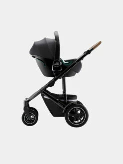 Britax Römer Britax Baby Safe ISense Midnight Grey -Kinderwagen Verkäufe 2024 BABY SAFE iSENSE MidnightGrey 05 SMILE III 2021 72dpi 2000x2000
